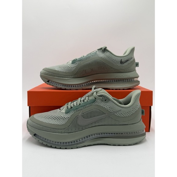 Nike Pegasus Premium Size 9.5 Mens Jade Horizon Light Army Sneakers HQ2592-300 main image 4